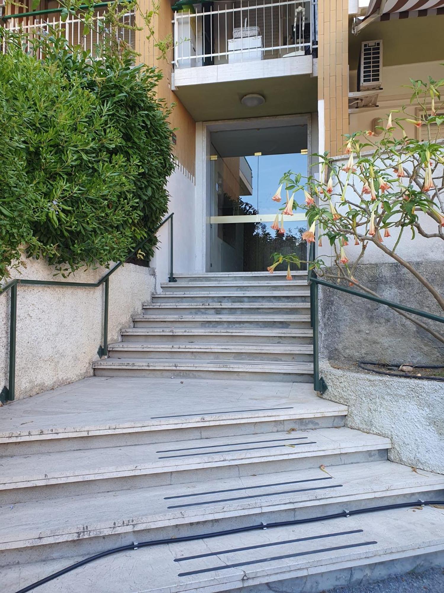 Casa Lela Vista Mare Posto Auto, Lägenhet Sanremo Exteriör bild